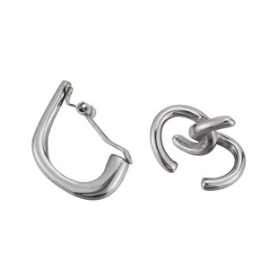 ต่างหูแบบหนีบเหล็กไทเทเนียมทรงเรขาคณิตสำหรับทุกเพศสไตล์เกาหลีแฟชั่นคลิปหนีบหูฤดูร้อนปี 2022 - Product Image 5