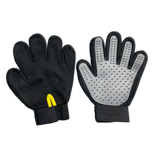 Five Finger Petting <b>Gloves</b> TPR Material Hair Removal For Shorthaired Cat Grooming And Cleaning Supplies - Product Image 1