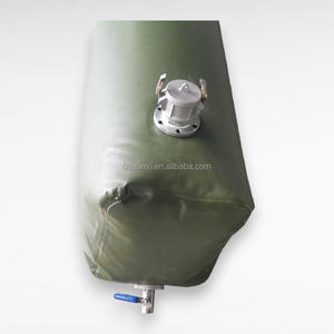 <span class=keywords><strong>Réservoir</strong></span> <span class=keywords><strong>à</strong></span> <span class=keywords><strong>vessie</strong></span> de carburant marin pliable en TPU <span class=keywords><strong>300L</strong></span> avec valve durable pour les bateaux, les yachts et l'approvisionnement en mer - Product Image 5