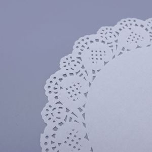 Disposable High Quality Double-Sided Lace Oil Absorbing <b>Paper</b> <b>Pad</b> White Food Grade Eco-Friendly Greaseproof Non-Stick for Bread - Product Image 4