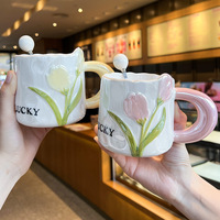 Tasse à petit-déjeuner mignonne pour femme tasse en céramique tulipe de grande valeur pour la maison tasse à café créative pour couple vente en gros