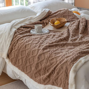 Manta de Franela Geométrica HomeMood 120x150 cm, Ropa de Cama Cálida y Suave de Fibra de Poliéster para Otoño e Invierno, Rectangular - Product Image 1