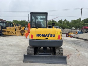 Excavadoras de Orugas Usadas KOMATSU PC 56 con Alto Rendimiento, komatsu pc56 en Venta a Bajo Precio - Product Image 5