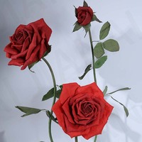 Handgefertigte Riesige Rote Rosen aus Papier für Schaufensterdekorationen zu Weihnachten, Erntedankfest, Valentinstag, Hochzeiten, Veranstaltungen und Neujahr