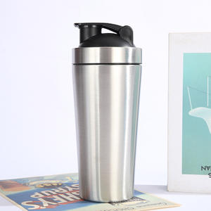 ขวดน้ำสแตนเลสขนาด25ออนซ์ขวดเชคโปรตีนหุ้มฉนวนพร้อมที่ตีลวด - Product Image 4