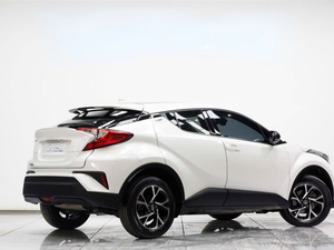 Voiture Économique en Carburant pour <span class=keywords><strong>Toyota</strong></span> C-HR 2019 <span class=keywords><strong>2020</strong></span> 2021, Cylindrée 2.0L, Voiture d'Occasion de Haute Qualité - Product Image 2