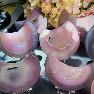 Vente en gros de pierres de cristal naturelles en agate rose de style bohème sculptées à la main pour des décorations d'intérieur uniques et des cadeaux de vacances - Product Image 6