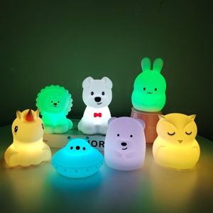 Cadeau personnalisé de lampe de nuit de lapin bébé enfants LED Kawaii Room Decor Sleep Silicone Huggable Night Light - Product Image 2