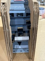 Xt4vu3100ayj000xxx Tmax Xt4 V 250 100 A 3 P R100 Hardware Disyuntor de la Serie Tmax PLC