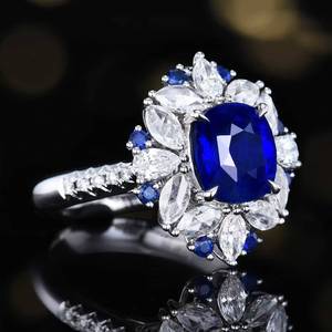 Bague saphir bleu royal pour femme, 3,78 ct, pierre précieuse naturelle du Sri Lanka, or 18 carats avec 34 grands diamants, 8 saphirs d'appoint, bijoux - Product Image 3
