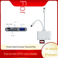 Lector de tarjetas de teléfono móvil Cuatro en Uno Interfaz tipo C SD OTG Multifuncionalidad Línea de conversión de carga USB Disco U conectado