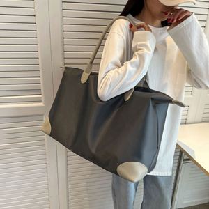 Muestra gratuita: Bolsa de viaje corta para mujer, mochila de gran capacidad, moderna, para viajes de negocios, equipaje de mano, bandolera deportiva - Product Image 4