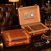Étui à cigares en cuir de luxe sur mesure, en bois de cèdre espagnol, boîte à cigares de voyage avec hygromètre et humidificateur pour 20 à 30 cigares