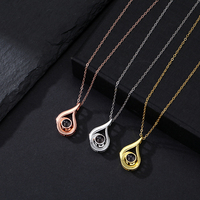 Collier superposé hypoallergénique en acier inoxydable à 3 niveaux avec pendentif cœur, chaîne à maillons tendance pour les fêtes