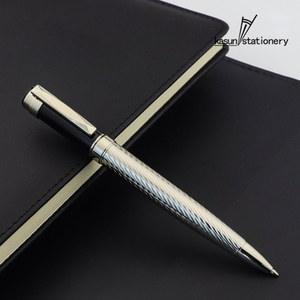 Penna di Lusso in Metallo Incisa con Elegante Logo Personalizzato, Penna a Sfera Regalo e Fornitore - Product Image 6