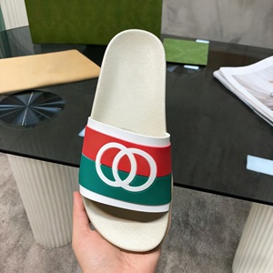 2026 Latest Design PVC Men/Women's Summer beach Sandals Indoor Durable Fashion Luxury Designer Sandals Men's Slippers Shoes - Product Image 1