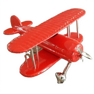 Maquette d'avion biplan rouge décoratif avec hélice Intérieur Objet décoratif pour la maison Modèles d'avion moulés sous pression portables Prix bon marché - Product Image 1