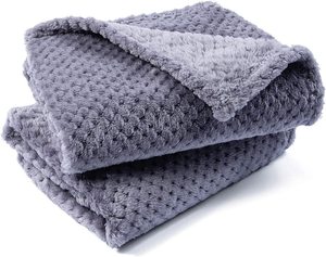 Siêu Mềm Ném Chăn Ánh Sáng Màu Tím Cao Cấp Mượt Flannel Lông Cừu Lá Mô Hình Trọng Lượng Nhẹ Giường Chăn Tất Cả Các Mùa Sử Dụng - Product Image 3