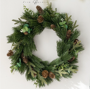 Decoraciones navideñas de guirnalda de hojas de PE para el hogar y colgantes de puertas Decoraciones de mesa ecológicas para Navidad y Año Nuevo - Product Image 4