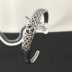 Bracelet jonc torsadé celtique en acier inoxydable pour dropshipping Shopify, extrémité ouverte, unisexe, style rétro - Product Image 2