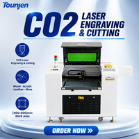Graveur laser 4060 pour bois, acrylique, cuir, MDF, idéal pour la découpe et la gravure de petites séries dans un atelier d'artisanat