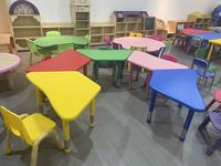 Ensemble table et chaise réglables modernes pour la maternelle, bureau d'étude pour la maternelle, mobilier de classe