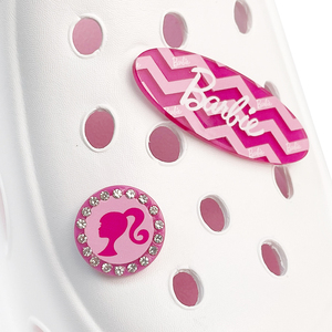 อุปกรณ์ตกแต่งรองเท้าแตะรูปกระดานโต้คลื่นสีชมพูธีมบาร์บี้จากมินิโซ สำหรับรองเท้าแตะฤดูร้อน ขายส่ง อุปกรณ์ตกแต่งรองเท้าแตะรูปโบว์รักแบบกำหนดเอง - Product Image 3