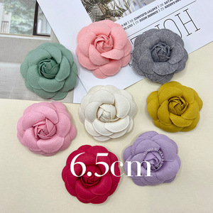 Fleur de Camélia Artificielle 5,5 cm Faite à la Main pour Accessoires Cheveux DIY, Bijoux de Mariage, Corsage, Décoration Chapeau et Chaussures - Product Image 4