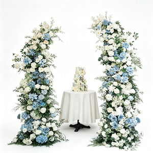 Toile de fond élégante en forme de corne, idéale pour les réceptions de mariage haut de gamme et les séances photo de mariée - Product Image 3