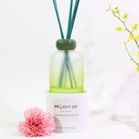 Bocal en verre personnalisé pour bougie parfumée d'intérieur, diffuseur d'ambiance en verre dépoli vert avec bâtonnets et emballage cadeau