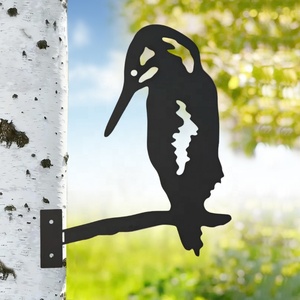 Ornements de jardin d'extérieur : Éléments décoratifs en forme de écureuil, poulet, girafe, coccinelle, licorne, briques, pour piquets et murs, de différentes tailles - Product Image 1