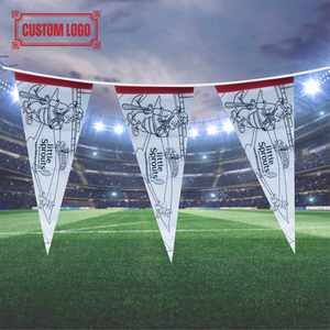 Banderas Personalizadas de Fútbol, Bandera Triangular Grande, Triángulo Rojo con Franjas Azules y Blancas - Product Image 1