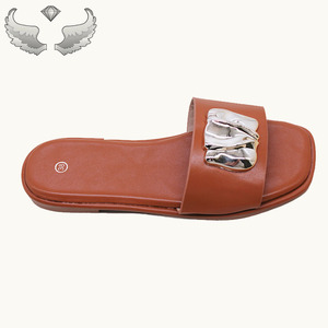High-quality Fashionable Anti-slip Women's Sandals <b>slippers</b> Beachwear Style Women's Sandals and <b>slippers</b> Wholesale Women Sandals - Product Image 4