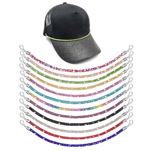 YN Catena Decorativa Staccabile in Metallo con <span class=keywords><strong>12</strong></span> Colori e Charm Bling alla Moda per Cappelli da Baseball in Rete, per Uomo e Donna - Product Image 1