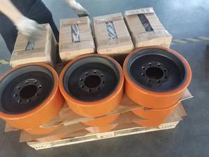 BT 400x160 -80mm 7穴BT RRE 180 200 250部品No. 238970ポリウレタンドライブトラクションホイール - Product Image 5