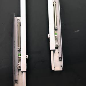 Corrediça de Gaveta Oculta de Extensão Única com Abertura por Pressão e Ajuste 2D, Movimento Suave e Sincronizado para Armários de Cozinha e Quarto - Product Image 5