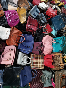 <span class=keywords><strong>Venta</strong></span> Caliente <span class=keywords><strong>de</strong></span> Bolsos Cruzados <span class=keywords><strong>de</strong></span> Moda <span class=keywords><strong>de</strong></span> Alta Calidad en Paquetes Mixtos, Bolsos Cruzados, Inventario <span class=keywords><strong>de</strong></span> Bolsos <span class=keywords><strong>de</strong></span> Mano para Mujer, Bolsos <span class=keywords><strong>de</strong></span> Segunda Mano - Product Image 4