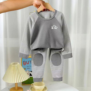 Conjunto de Pijamas Térmicos Listrados para Crianças Meninos e Meninas, Novo para Outono e Inverno, Atacado de Fábrica - Product Image 6