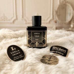Adesivi Metallici Personalizzati per Profumi - Incisione Vintage in Rame, Stampati con Note di Fragranza e Volume, per Flaconi di Profumo da <span class=keywords><strong>Donna</strong></span> e Uomo - Product Image 3