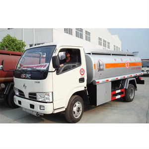 <span class=keywords><strong>Le</strong></span> <span class=keywords><strong>moins</strong></span> <span class=keywords><strong>cher</strong></span> 4x2 4x4 toutes les roues motrices 5m3 5000 litres camion-citerne de ravitaillement en <span class=keywords><strong>carburant</strong></span> camions de réservoir de <span class=keywords><strong>carburant</strong></span> - Product Image 2