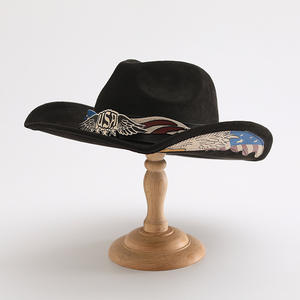Sombrero <span class=keywords><strong>Vaquero</strong></span> de Ala Ancha de Gamuza de Alta Calidad con Detalles de Águila y Bandera para Viajes Casuales y Uso Profesional - Product Image 4