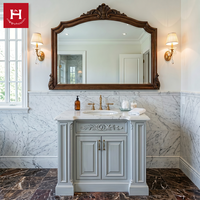 Meuble-lavabo double vasque en bois massif français HappyHouses, portes à panneaux surélevés, finition gris vieilli, support de meuble, plateau en marbre pour villa