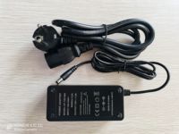 Adaptateur secteur AC/DC de bureau 12V 1.5A 18W, prise EU US UK AU 5.5*2.1mm pour bande LED, CCTV, routeur, appareil domotique, CE RoHS OEM ODM