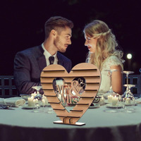 TC nuevo estilo en forma de corazón Cupcake Chocolate estante de exhibición Decoración de mesa de boda de madera para suministros de fiesta de vacaciones