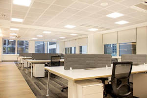 Pantalla de Privacidad Acústica Moderna <span class=keywords><strong>para</strong></span> <span class=keywords><strong>Escritorio</strong></span> de Oficina, Divisor de <span class=keywords><strong>Escritorio</strong></span> Absorbente de Sonido de Fibra de Poliéster con Abrazadera en C - Product Image 4