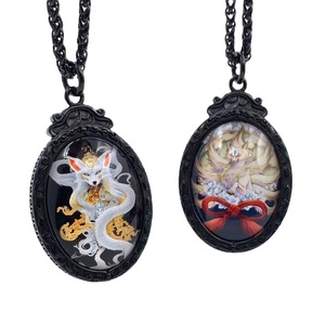 Pendentif renard à neuf queues de style chinois, collier ovale en acier inoxydable, bijoux de mode unisexe, cadeau 216072 - Product Image 1