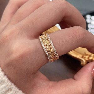 Anello Vintage a Forma di Spiga di Grano per Donne, Elegante Gioiello da Indossare all'Indice - Product Image 6