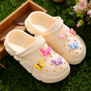 卸売女の子ダブルストラップサンダルバックル付き子供下駄スリッパ新しいデザイン女の子のための快適な夏の履物 - Product Image 2