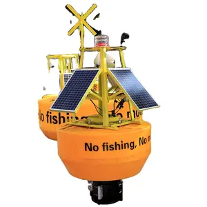Bouée de surveillance de la qualité des eaux marines à panneau solaire