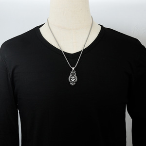 Collar de moda unisex de acero inoxidable con colgante de calavera de búho 19021 - Product Image 4